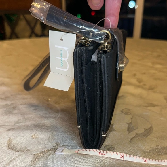 Maurice’s wallet large wristlet wallet NWT w/ callouts - Picture 7 of 11